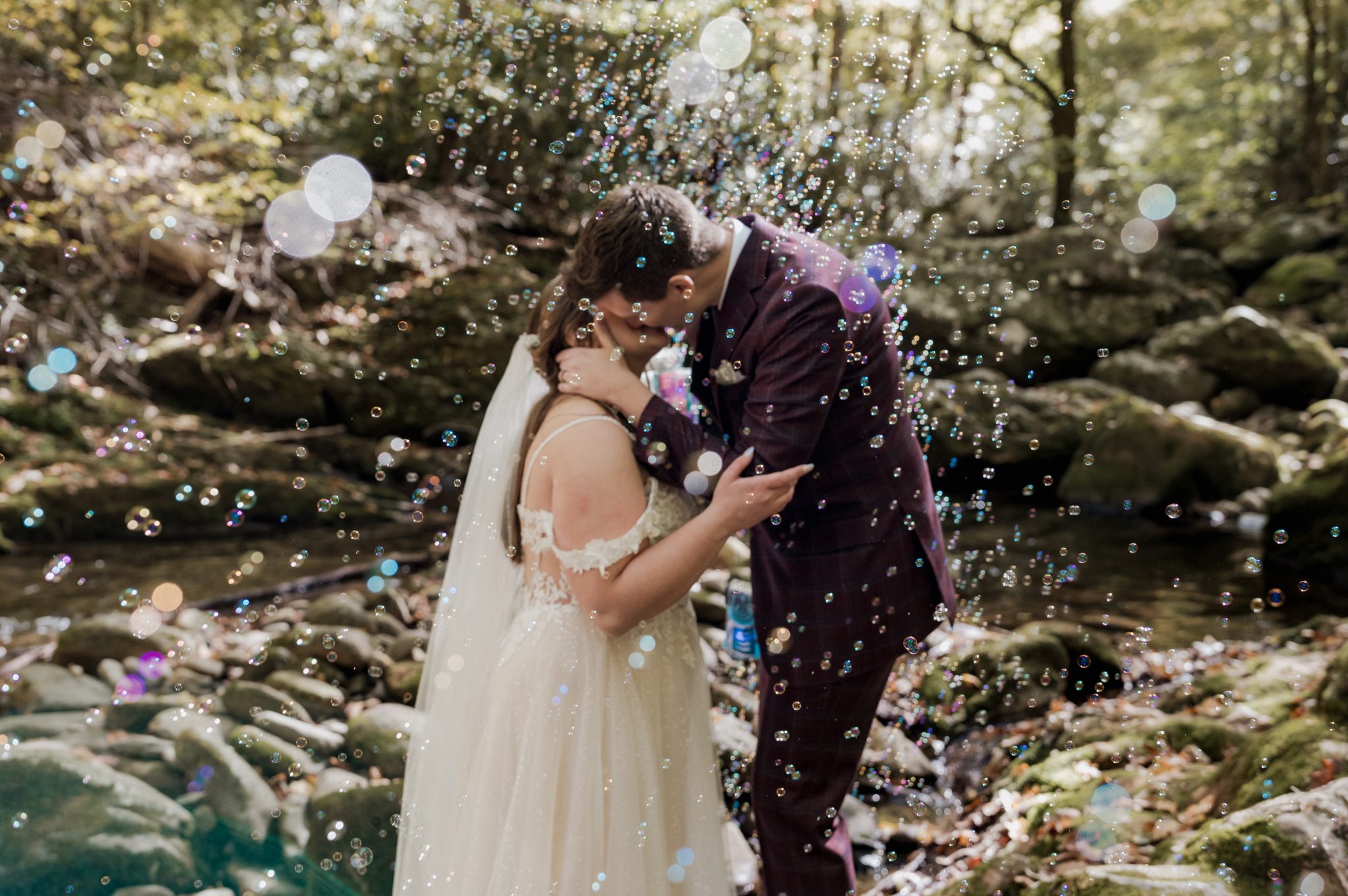 Minimony | Outdoor Elopement | Simply Eloped